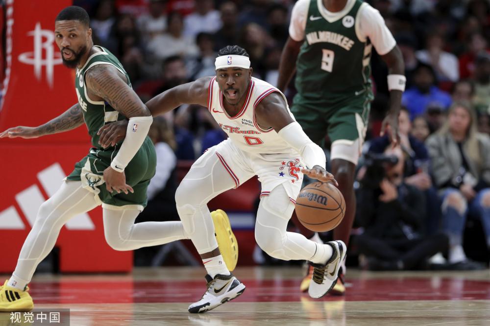 決定小組出 決定小組出