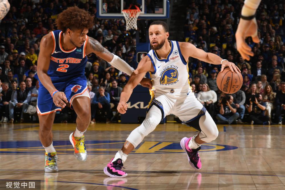 的球员们并 的球员们并